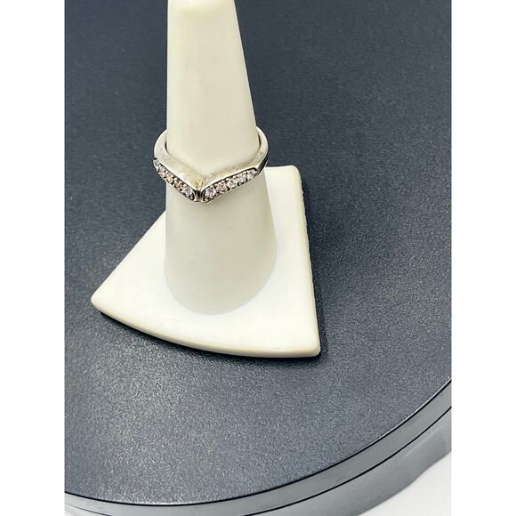 CA DQ CZ 925 Sterling Silver Diamonique Cubic Zirconia Band V Ring Sz 7.5 - Picture 10 of 10